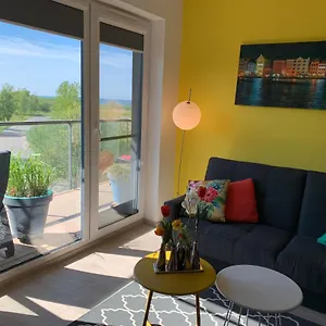https://apartament-holenderski-resort-feniks.kolobrzeghotels.com