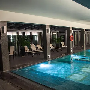 https://apartament-warta-park.poznan-hotels.com
