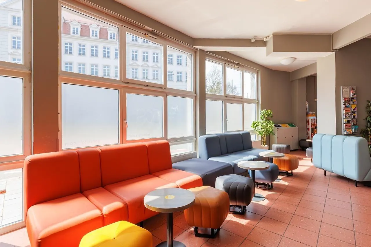 A&O Muenchen Hackerbruecke Hostel  Munich