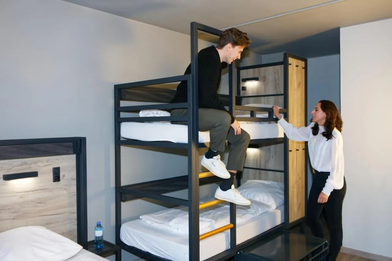 Hostal Albergue a&o München Hackerbrücke